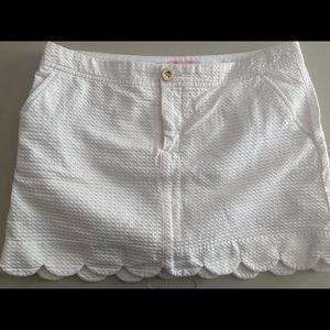 Lilly Pulitzer scalloped skort size 8